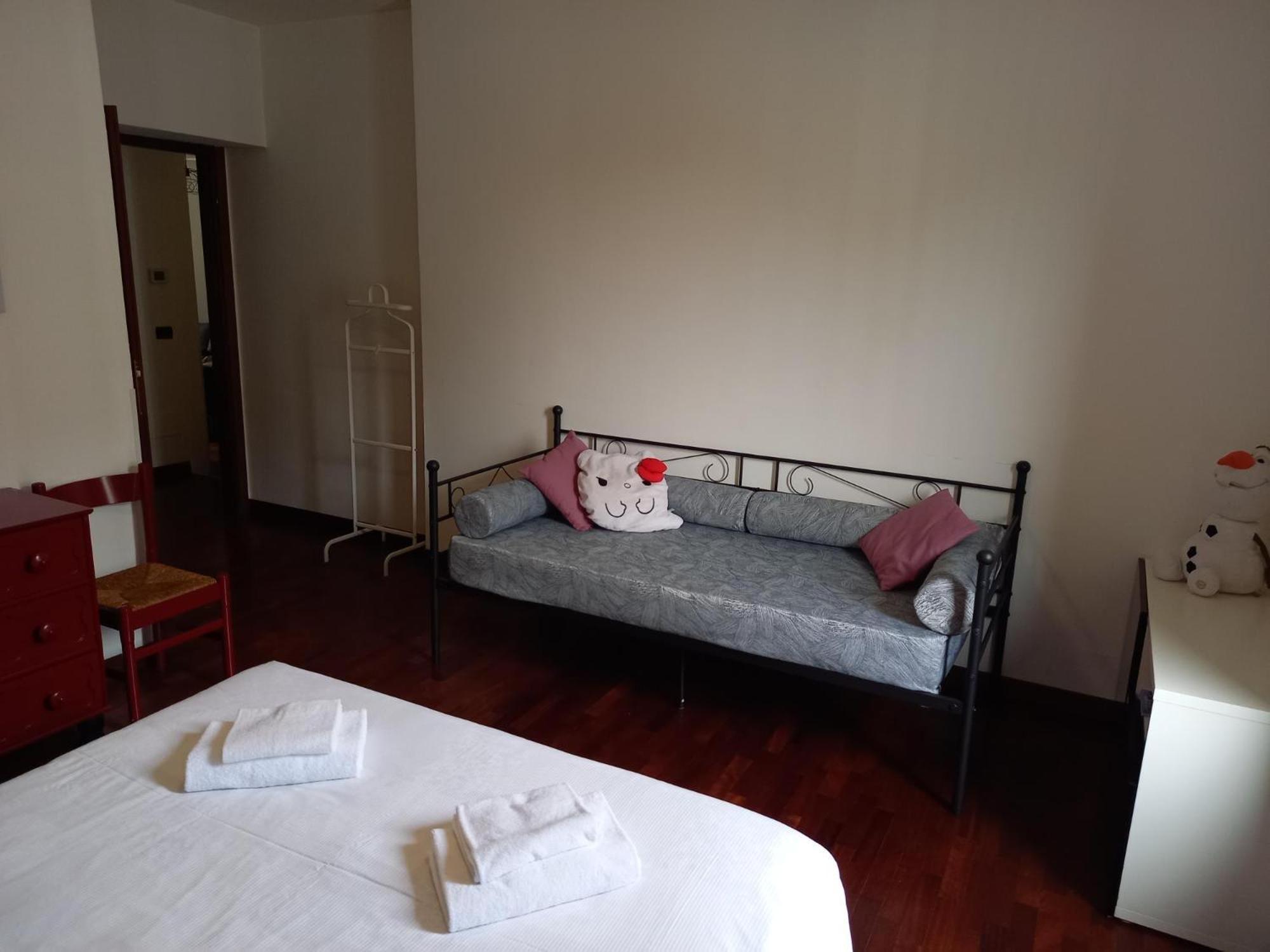 Comfortable Typical Old Style Apartment Milão Exterior foto